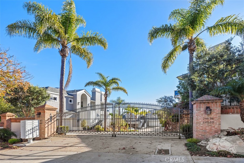 24536 Santa Clara Avenue Property Photo 63