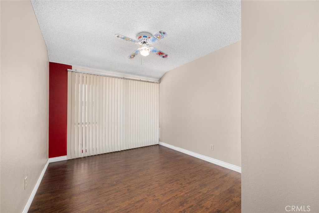 1907 W Orange Property Photo 17