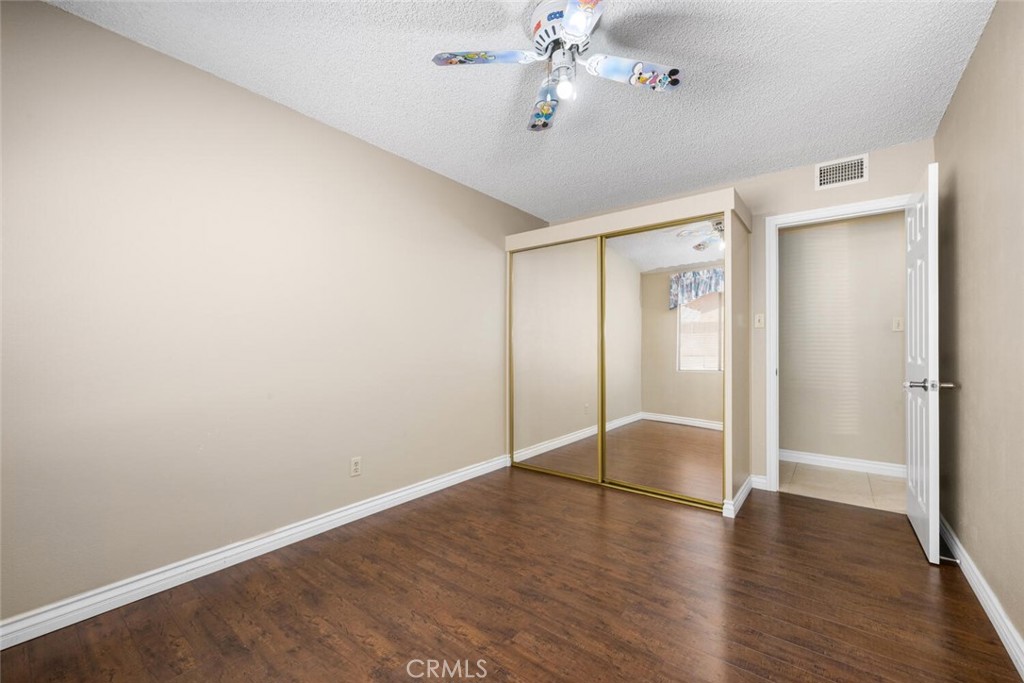 1907 W Orange Property Photo 21