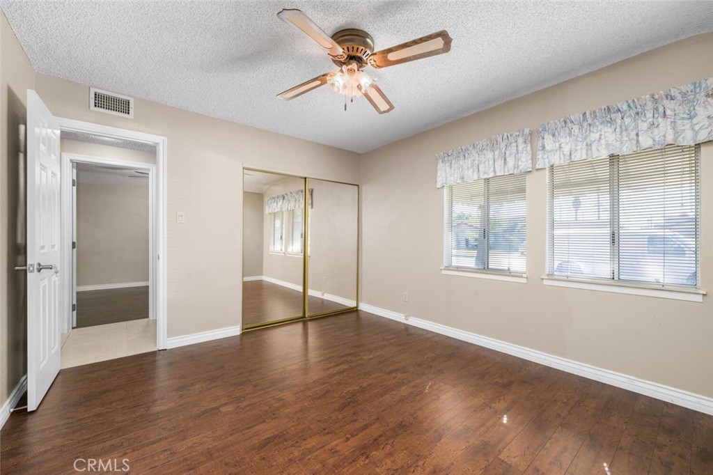 1907 W Orange Property Photo 27