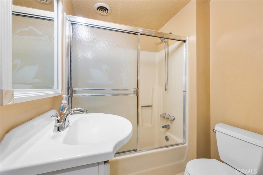 1907 W Orange Property Photo 35