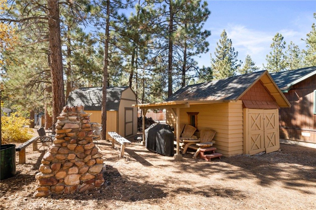 39791 Forest Road Property Photo 3