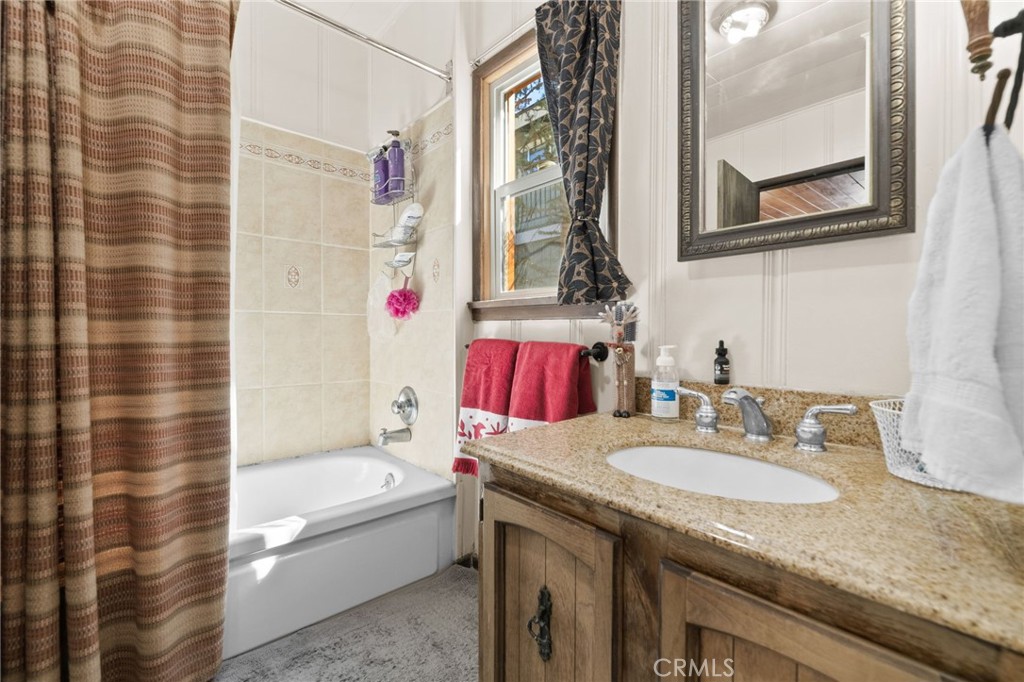 39791 Forest Road Property Photo 8