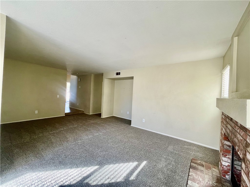 1663 E Avenue J 5 Property Photo 8