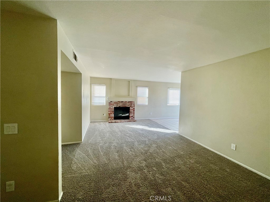 1663 E Avenue J 5 Property Photo 9