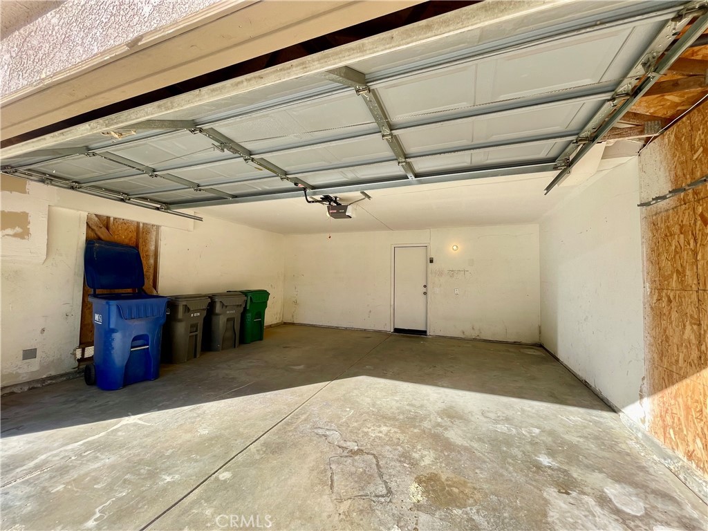 1663 E Avenue J 5 Property Photo 29