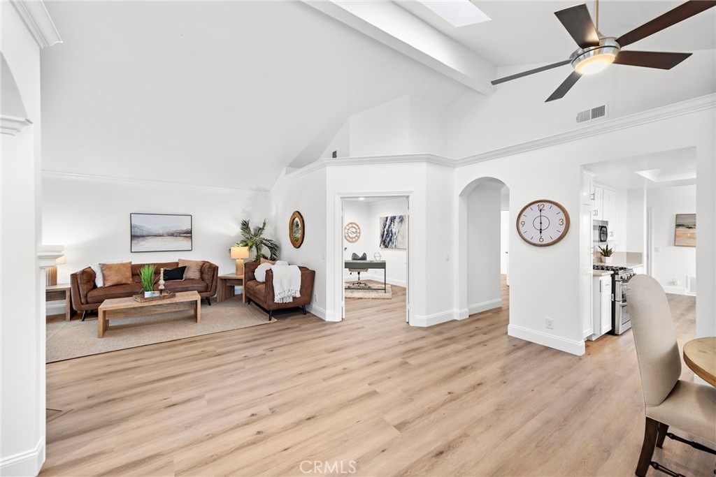 27528 Paseo Verano Property Photo 4