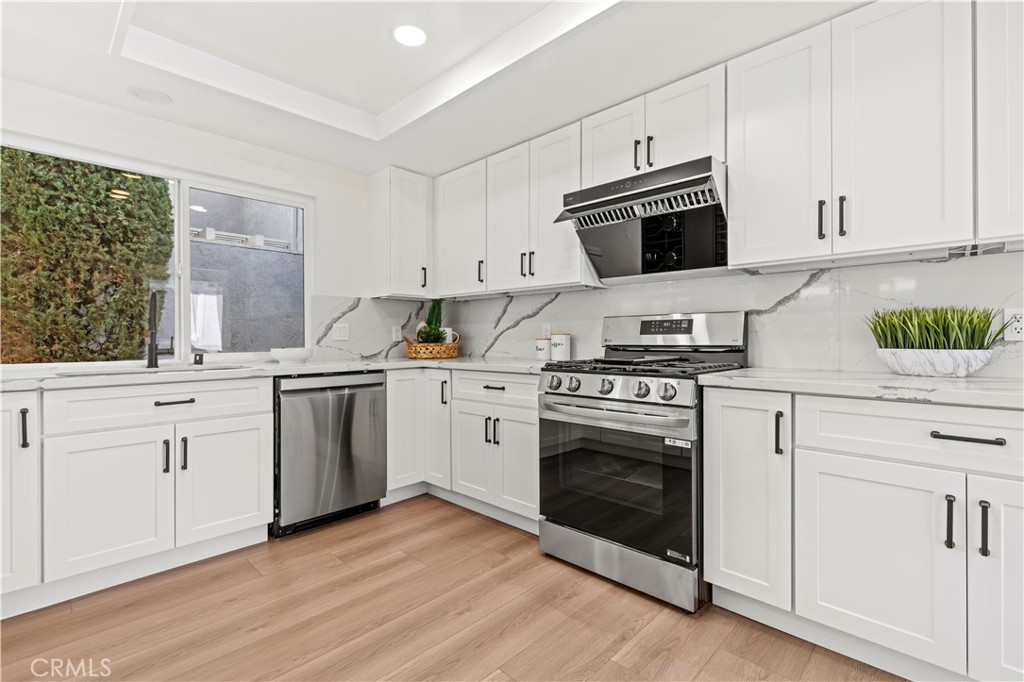 28 Birdsong Property Photo 16
