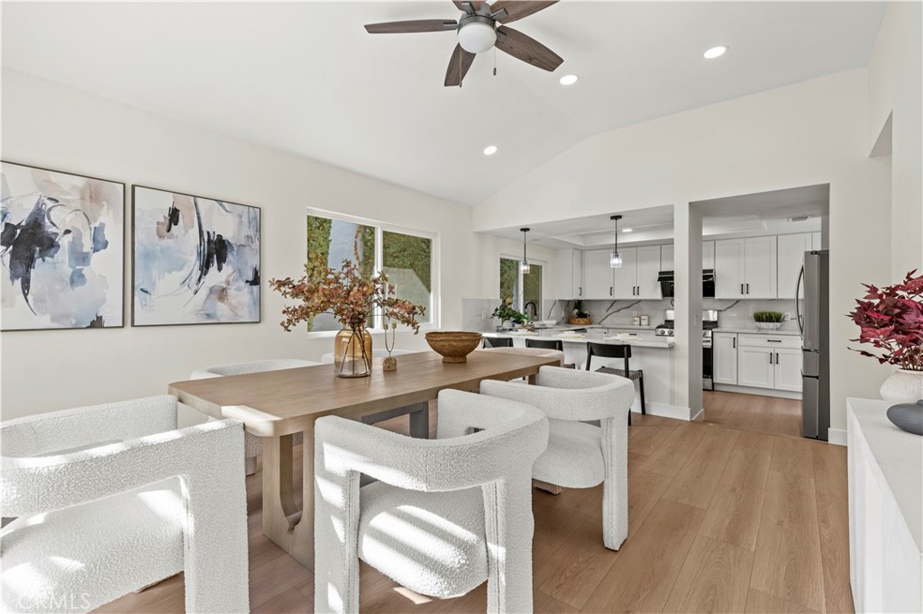 28 Birdsong Property Photo 18