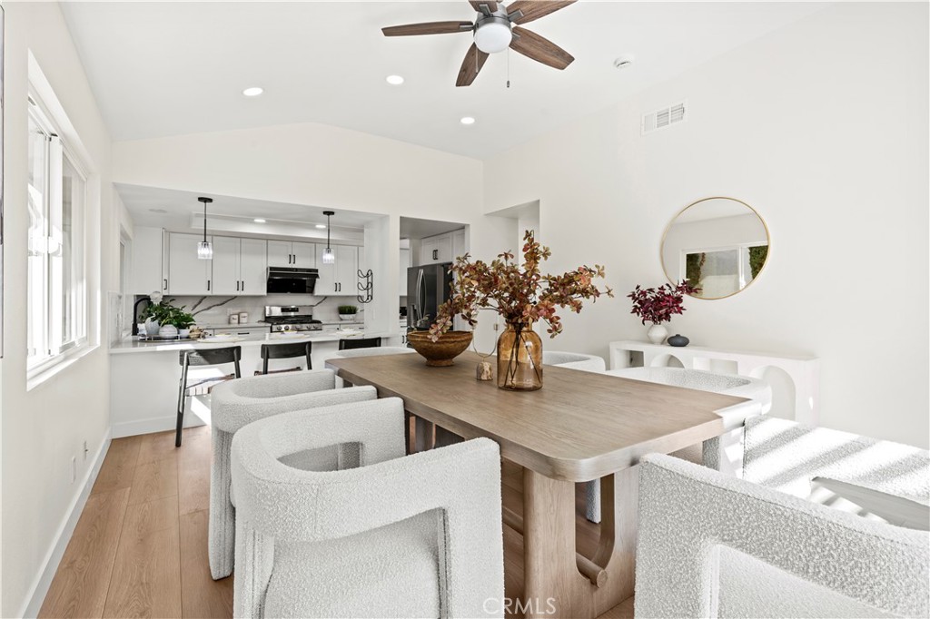 28 Birdsong Property Photo 19
