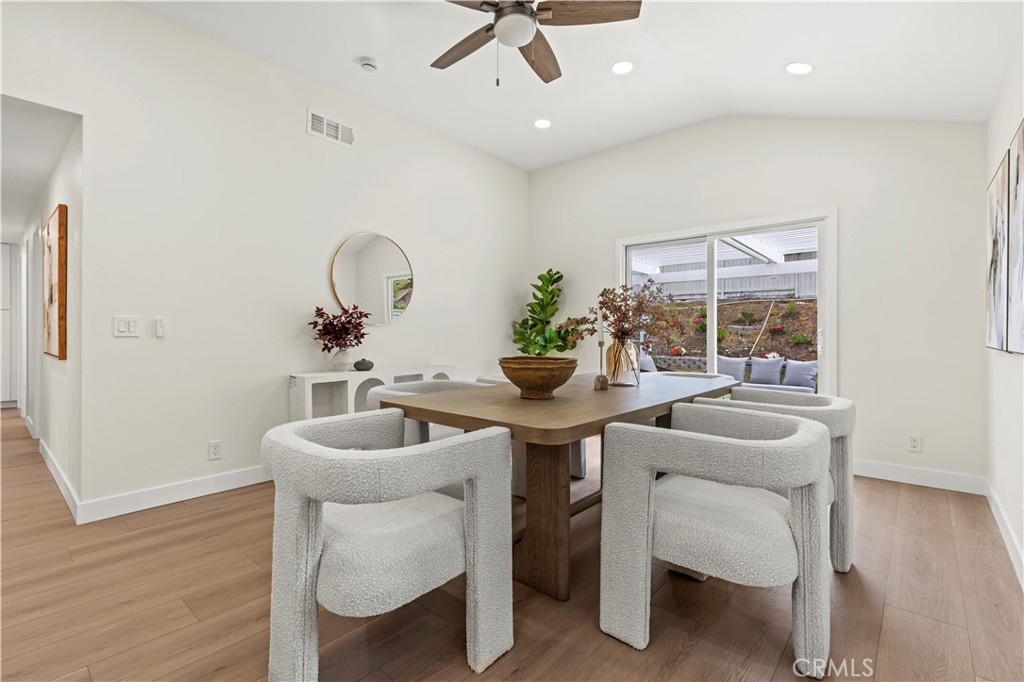 28 Birdsong Property Photo 20