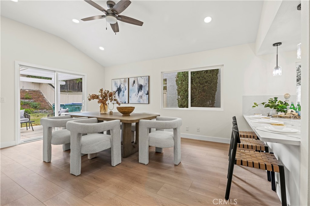 28 Birdsong Property Photo 21