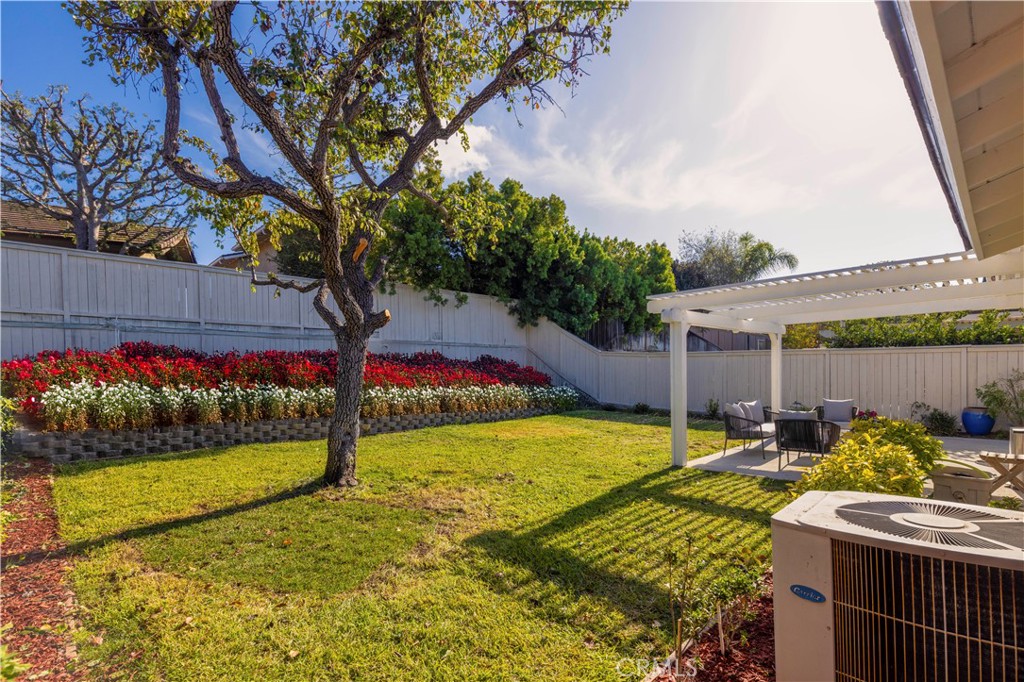 28 Birdsong Property Photo 30