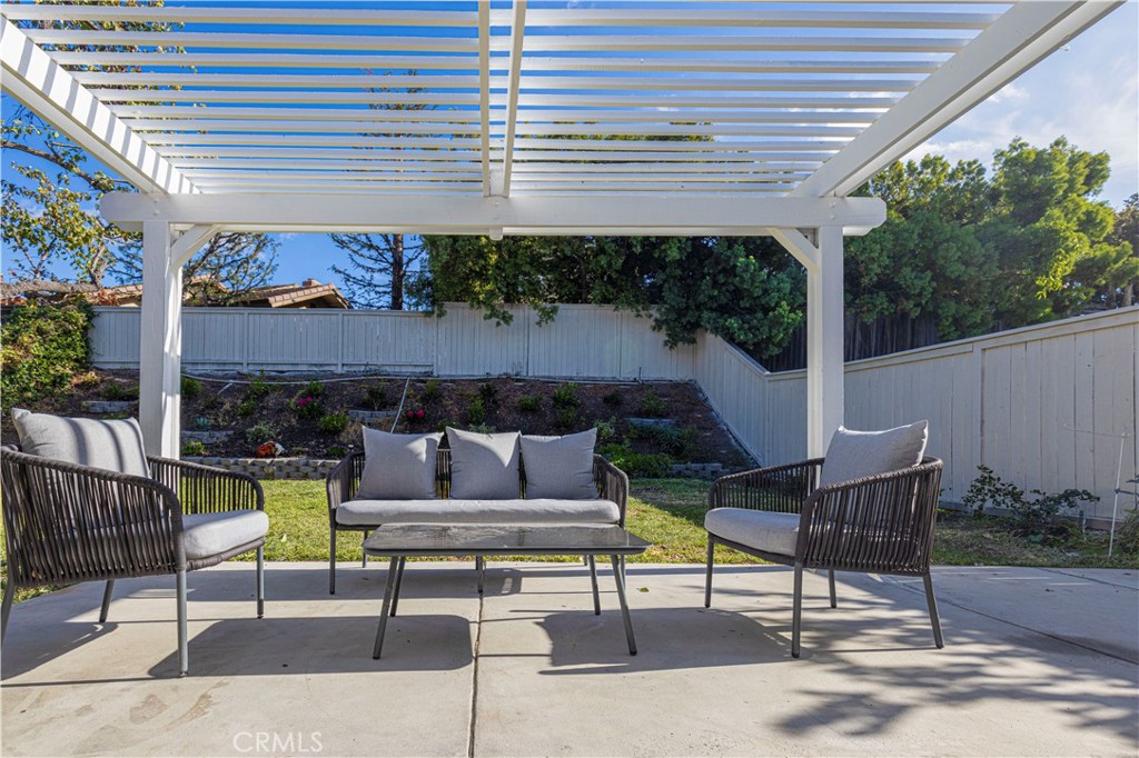 28 Birdsong Property Photo 37