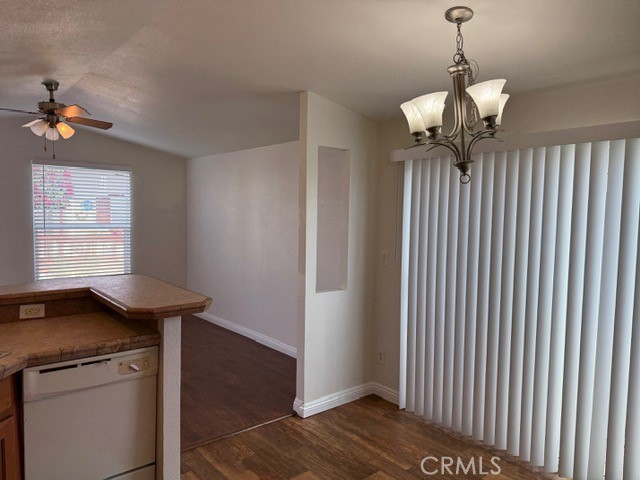 11101 Imperial Highway 48 Property Photo 8