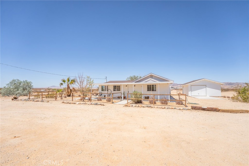 290 Bluegrass Road Property Photo 2