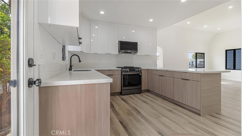 111 E 67th Way Property Photo 14