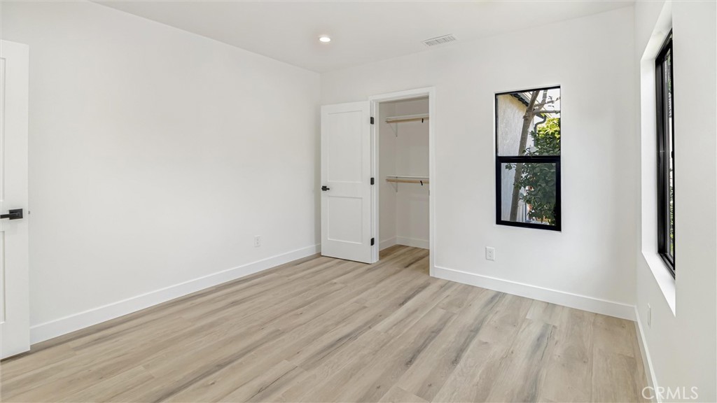 111 E 67th Way Property Photo 27