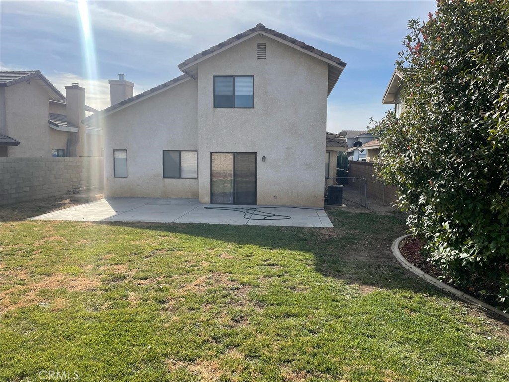 1221 W Avenue H4 Property Photo 2