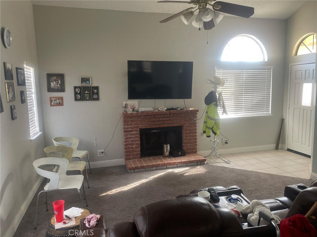 1221 W Avenue H4 Property Photo 5