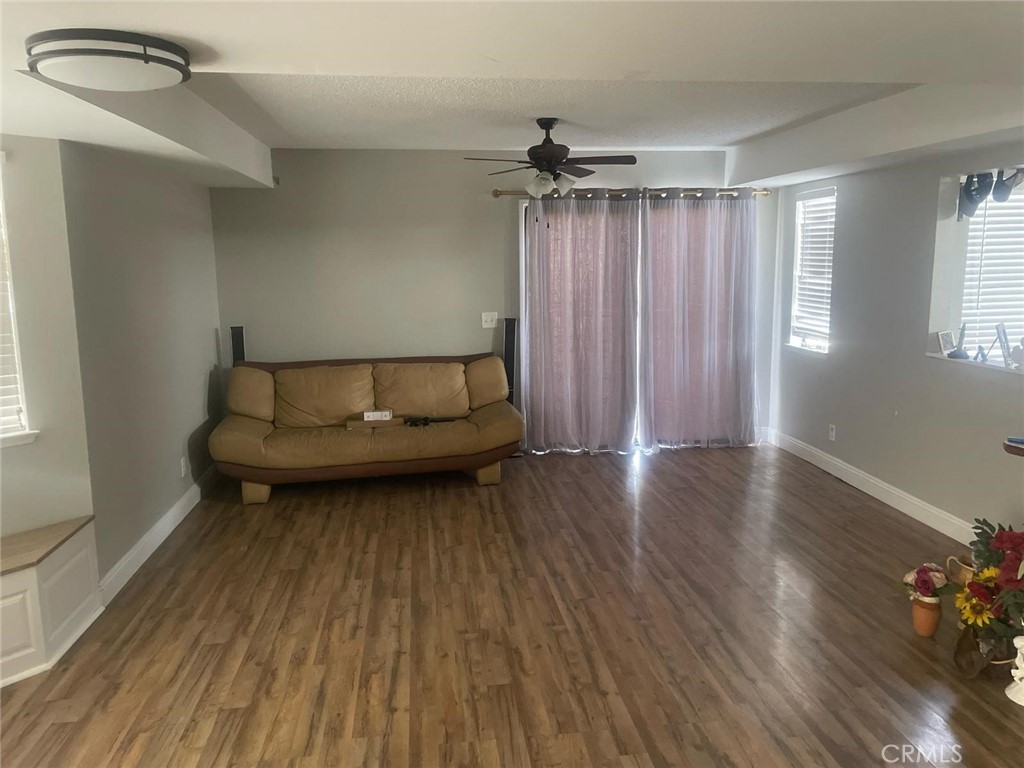1221 W Avenue H4 Property Photo 7