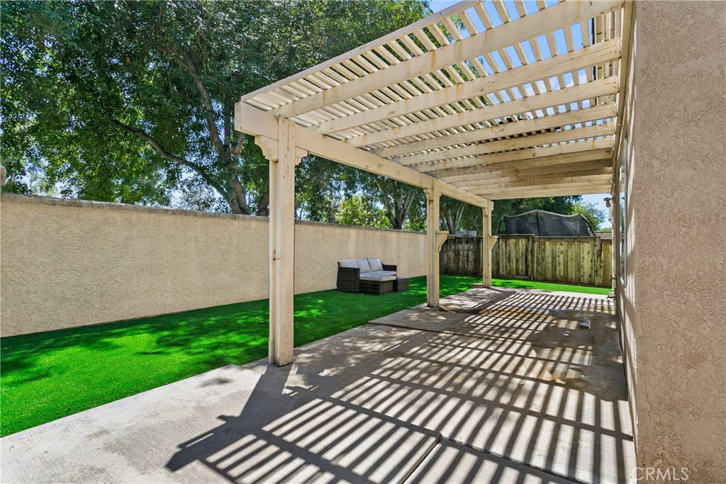 14033 Yorktown Court Property Photo 25