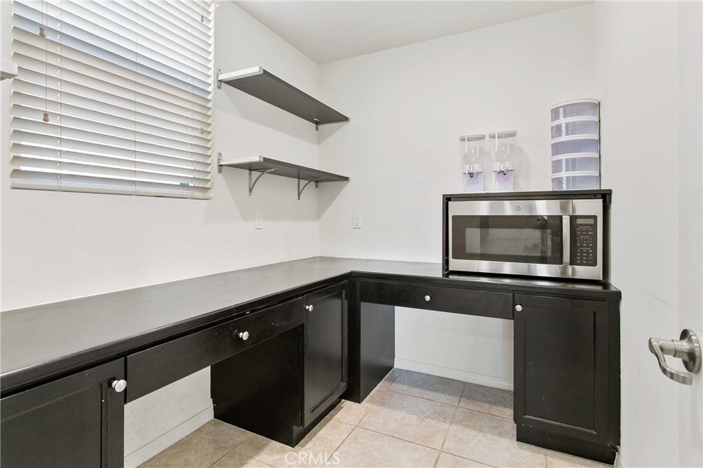 15637 Curry Place Property Photo 11