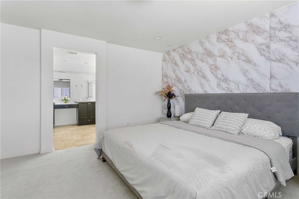 15637 Curry Place Property Photo 14