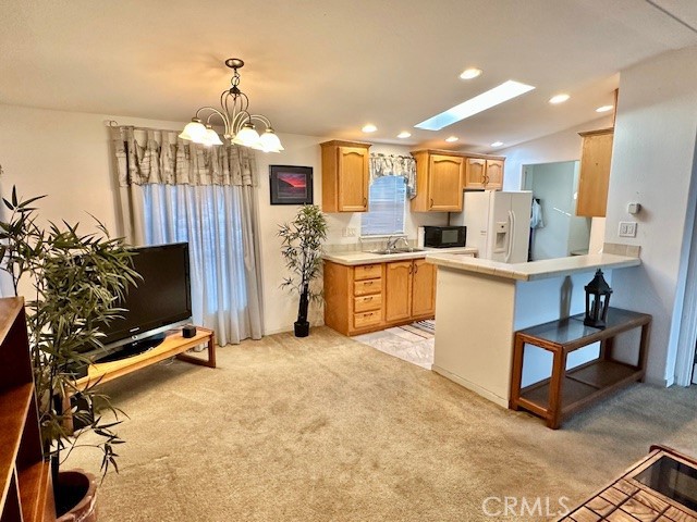 1660 Whittier Avenue 17 Property Photo 9
