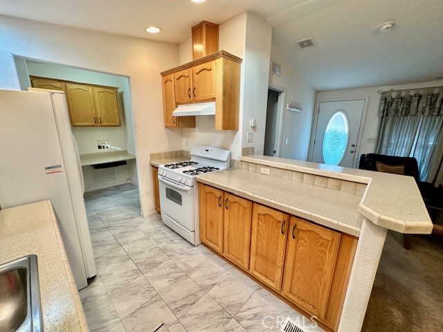 1660 Whittier Avenue 17 Property Photo 12
