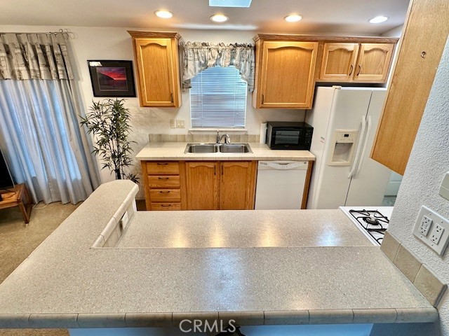 1660 Whittier Avenue 17 Property Photo 13