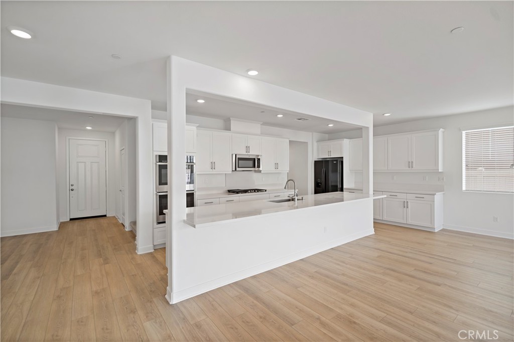 2430 Crater Ave Property Photo 5