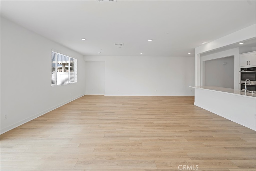 2430 Crater Ave Property Photo 6