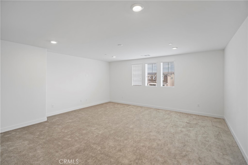 2430 Crater Ave Property Photo 13