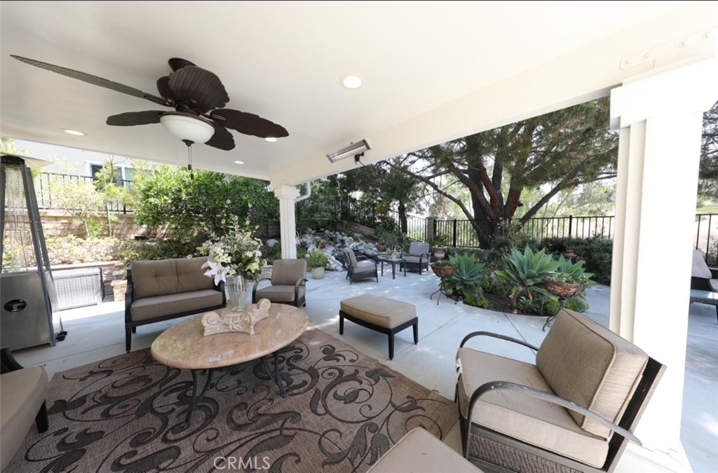 28482 Chat Drive Property Photo 8