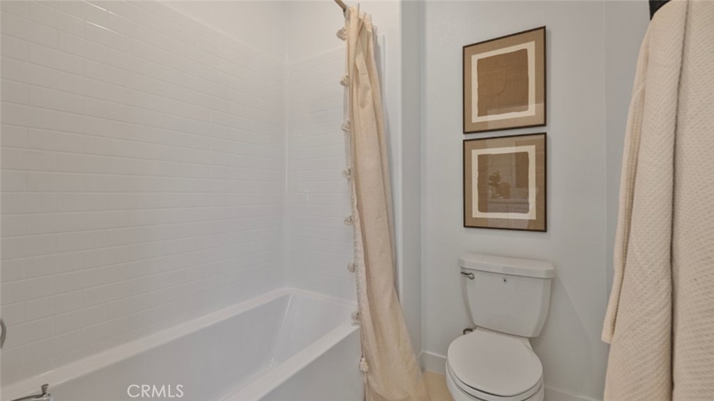 426 Checkerbloom Lane Property Photo 16