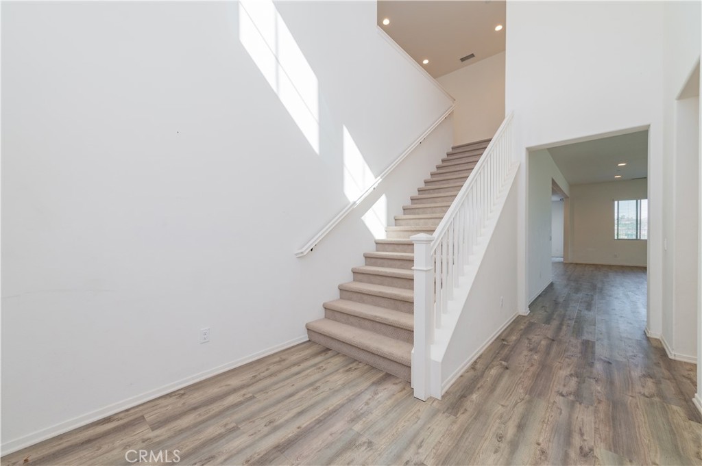 24104 Buckstone Lane Property Photo 3