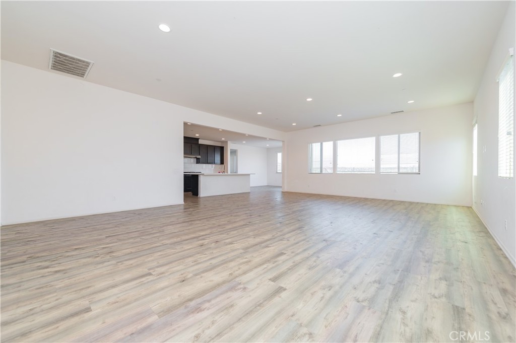 24104 Buckstone Lane Property Photo 5