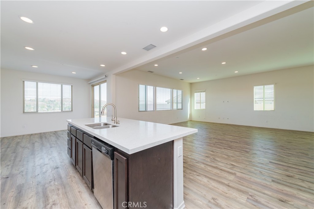 24104 Buckstone Lane Property Photo 10
