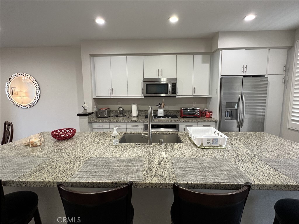 9 Compass Court Property Photo 10