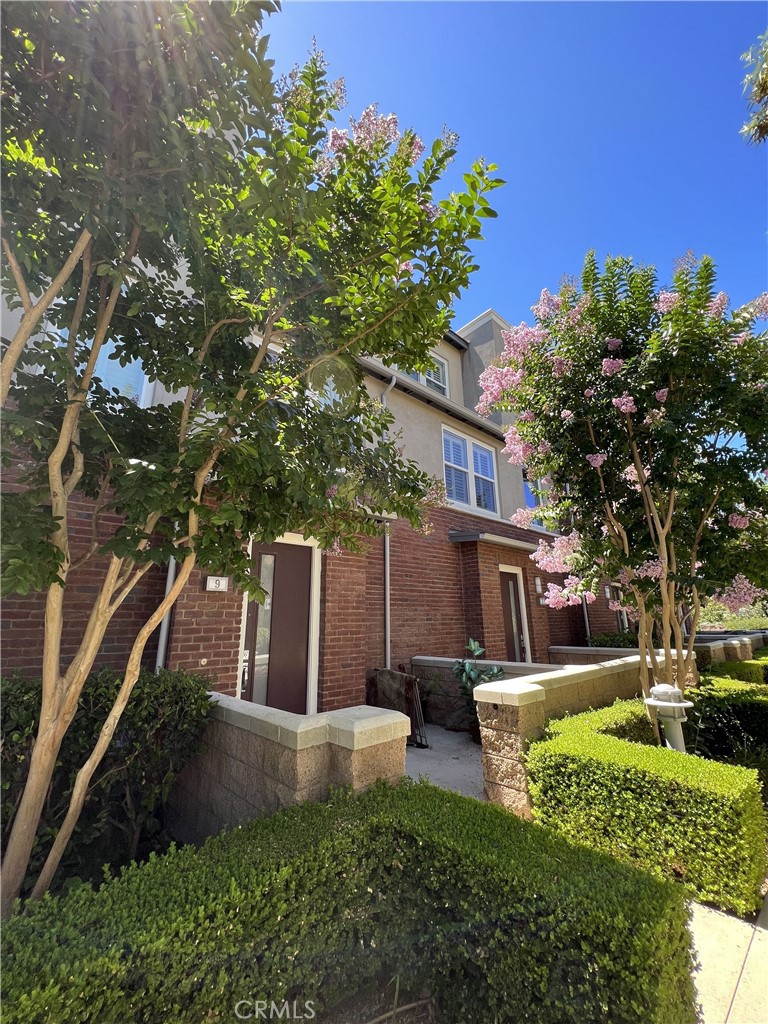9 Compass Court Property Photo 24
