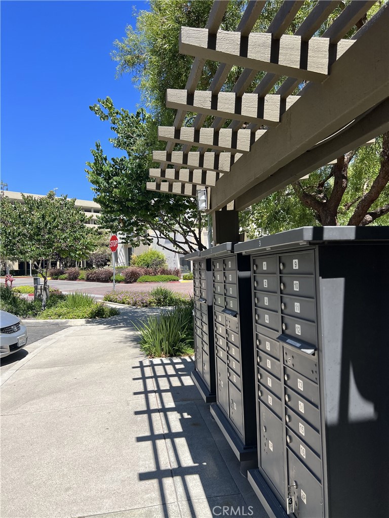 9 Compass Court Property Photo 36
