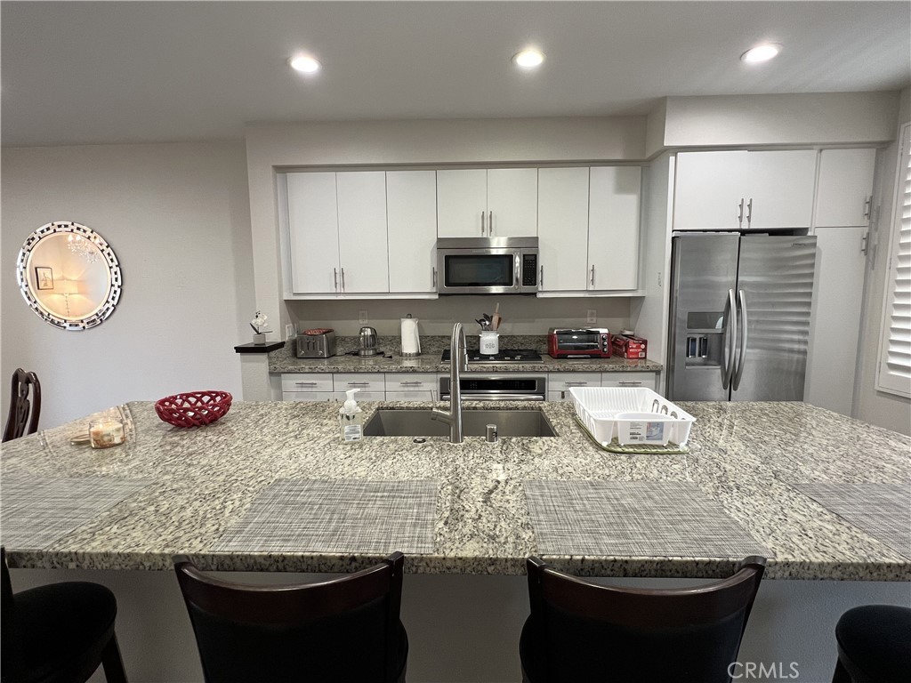 9 Compass Court Property Photo 39