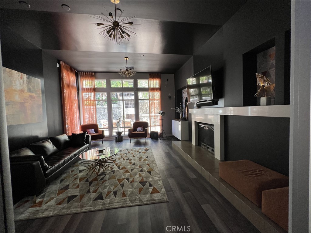 9 Compass Court Property Photo 46