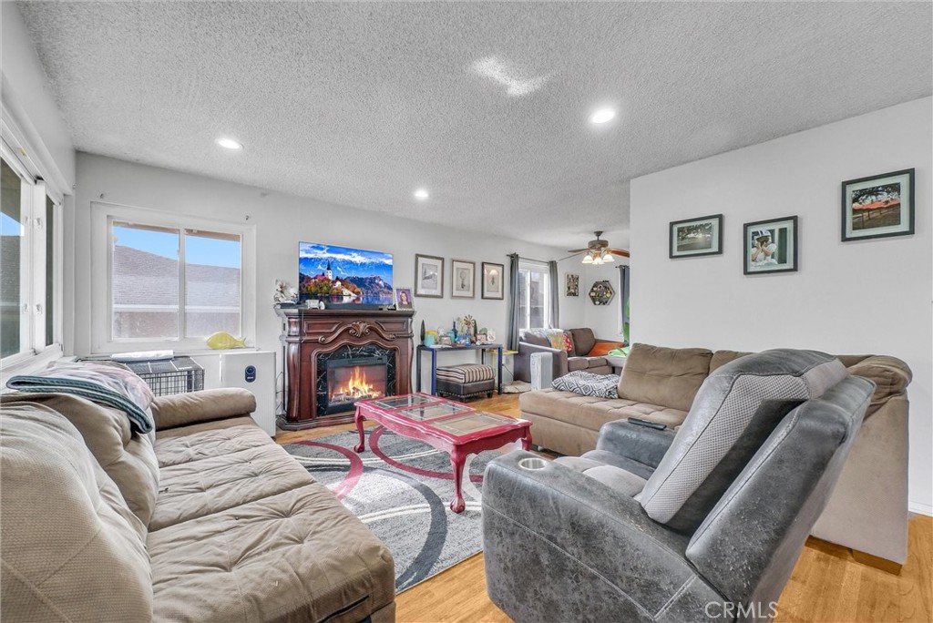 12609 Longleaf Drive Property Photo 3