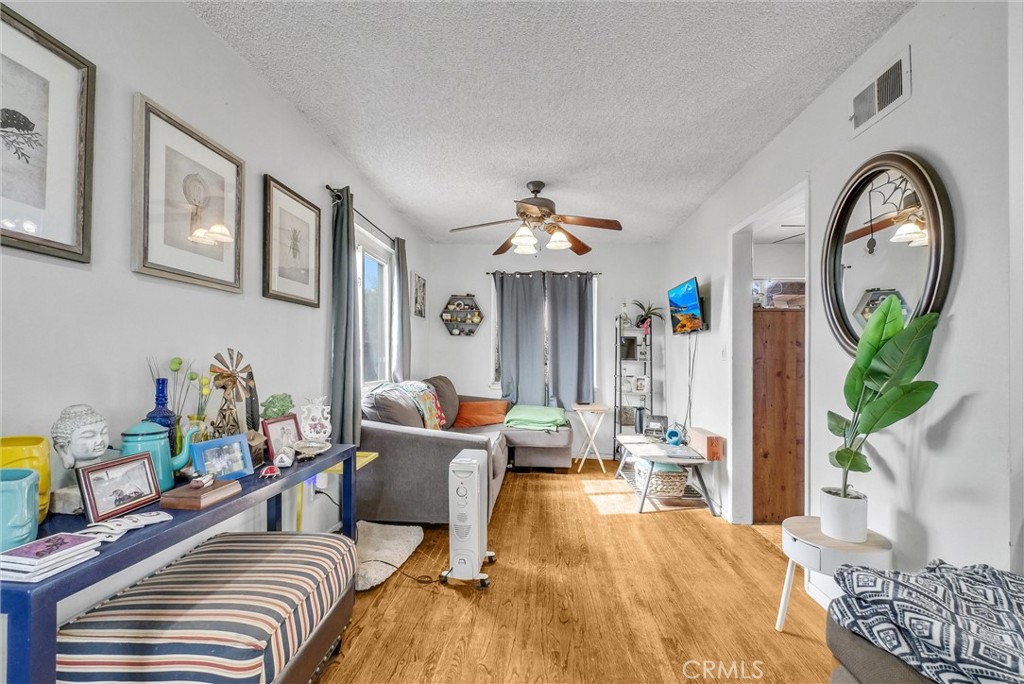 12609 Longleaf Drive Property Photo 6