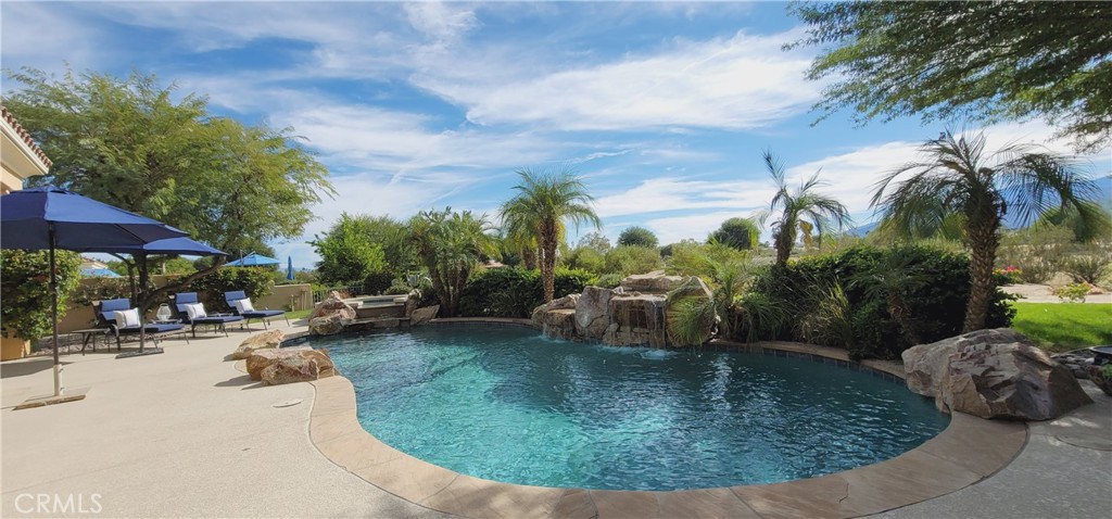81265 Kingston Heath Property Photo 2