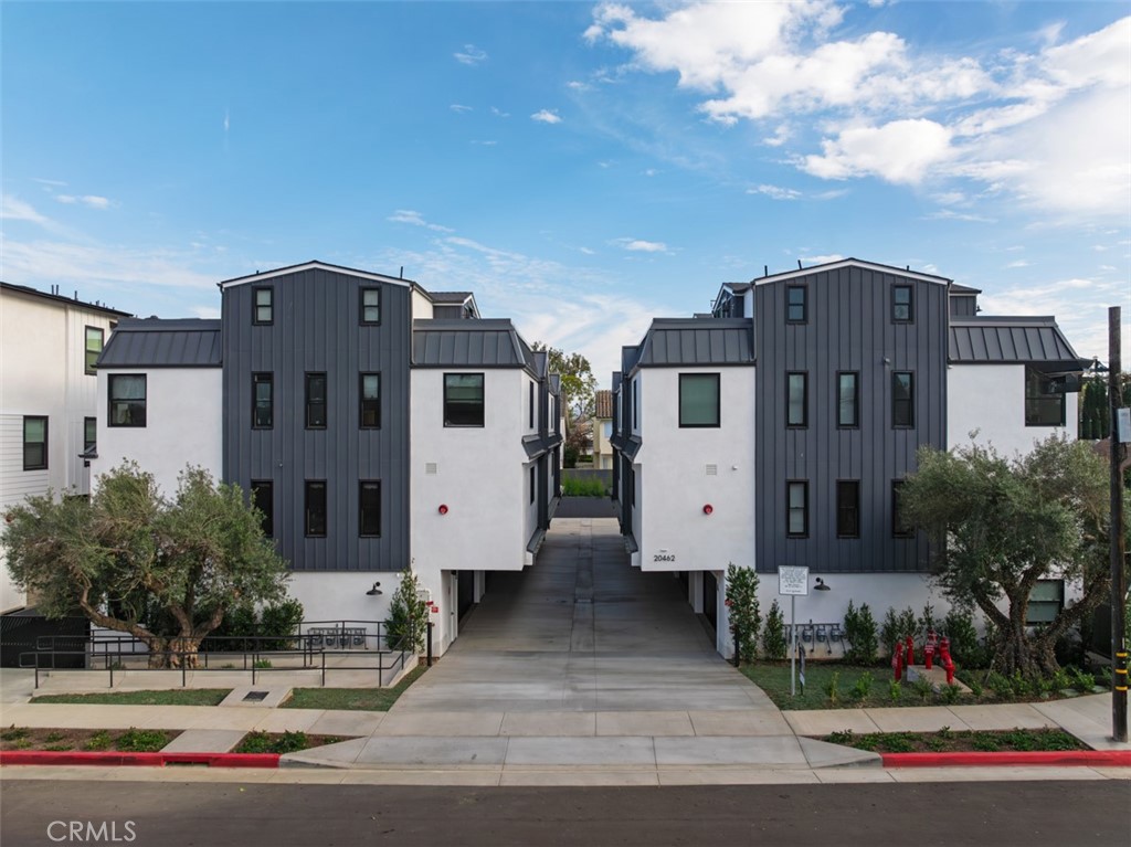 20462 Santa Ana Avenue F Property Photo 22