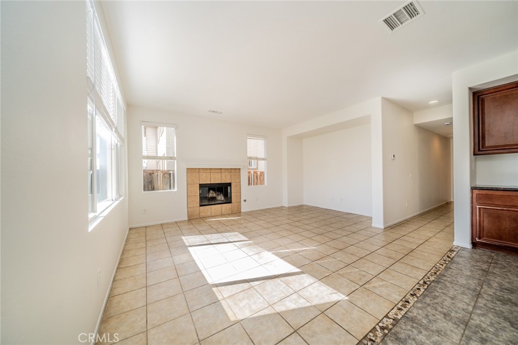 1449 Rollingwood Street Property Photo 18