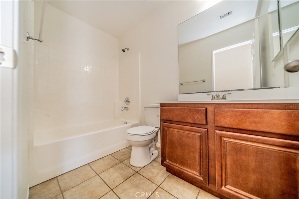 1449 Rollingwood Street Property Photo 22